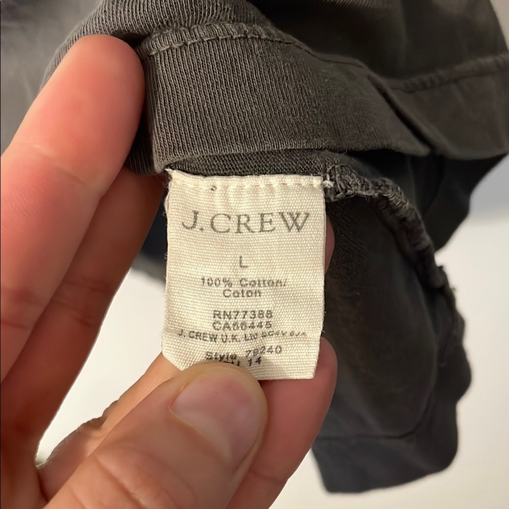 J. Crew Men's Gray V-Neck T-Shirt - Picture 3 of 4